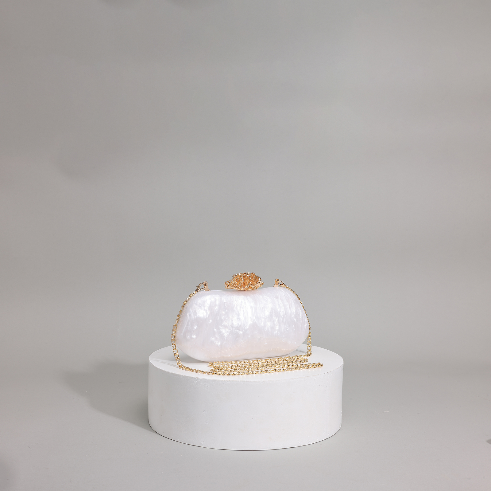 Flower Shell Evening Clutch — product information 4