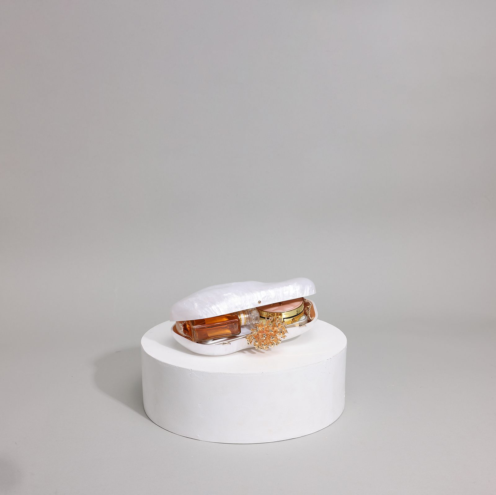 Flower Shell Evening Clutch — product information 5